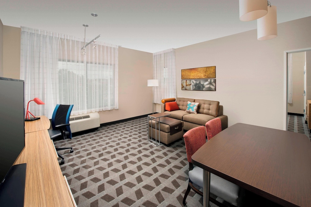 TownePlace Suites by Marriott Alexandria Fort Belvoir, Photo 4