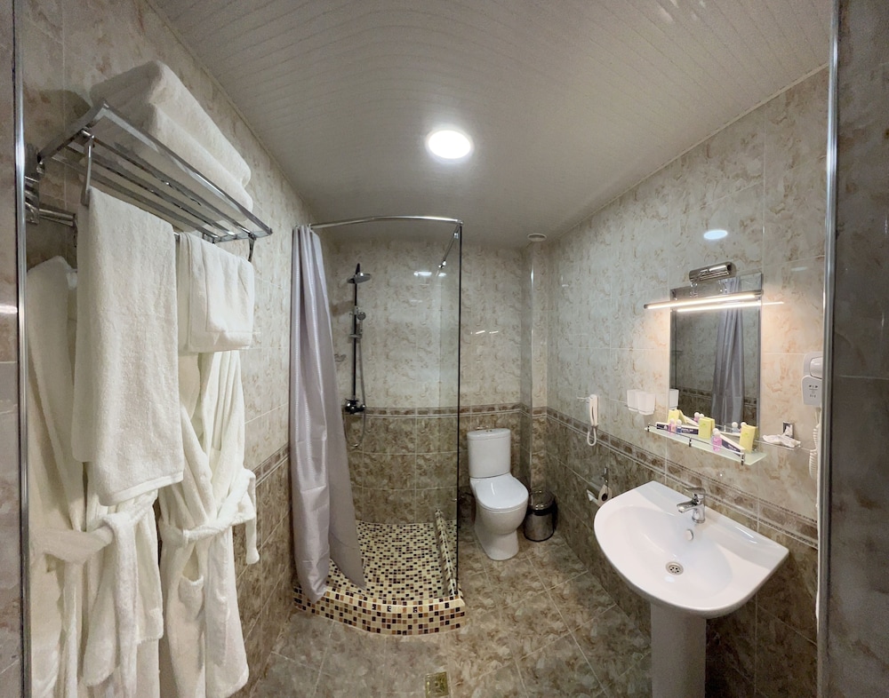 Luxury Room - Photo 2