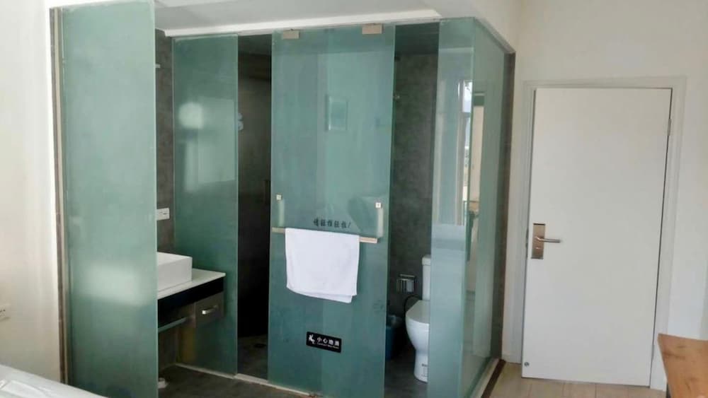 Superior Triple Room photo 3