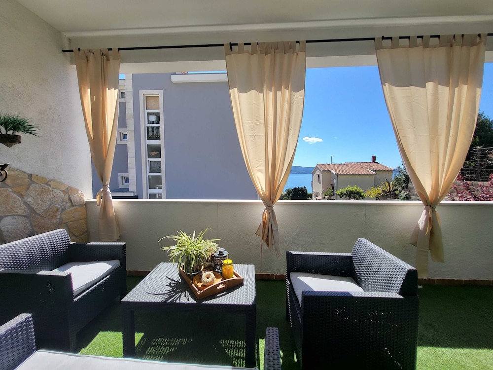 Apartment (One Bedroom Apartment With Balcony An) photo 1