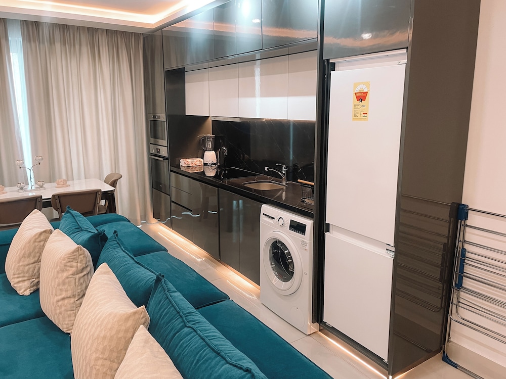 Premier Apartment, Balcony, City View photo 3