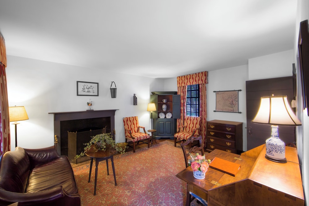 Classic House photo 1