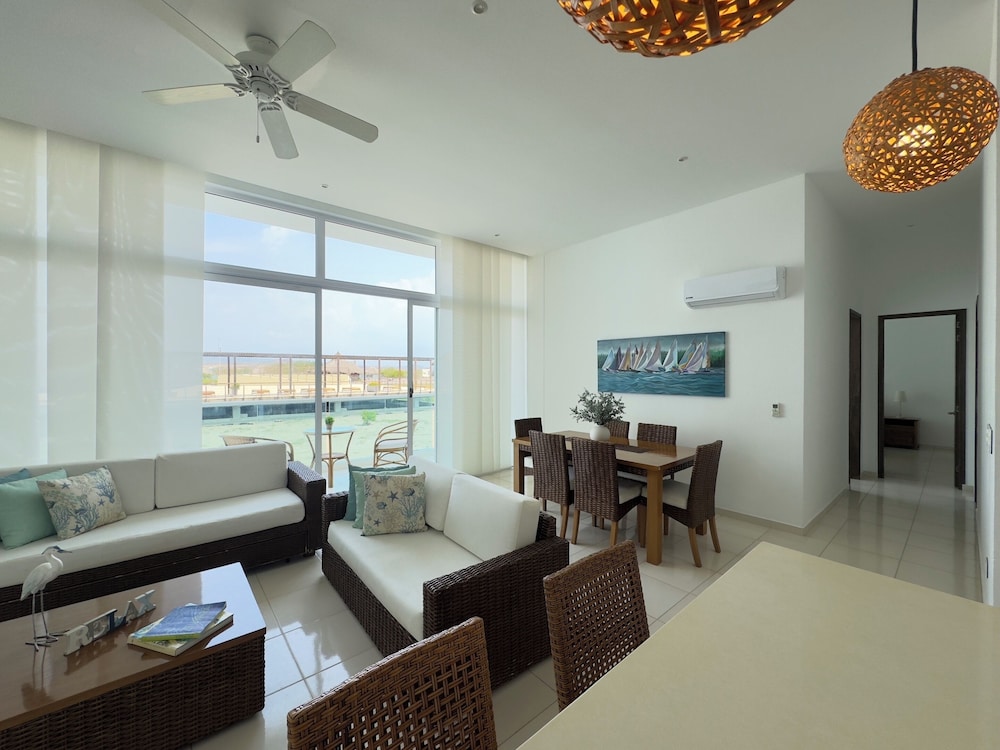 Apartment, 2 Bedrooms, Pool View