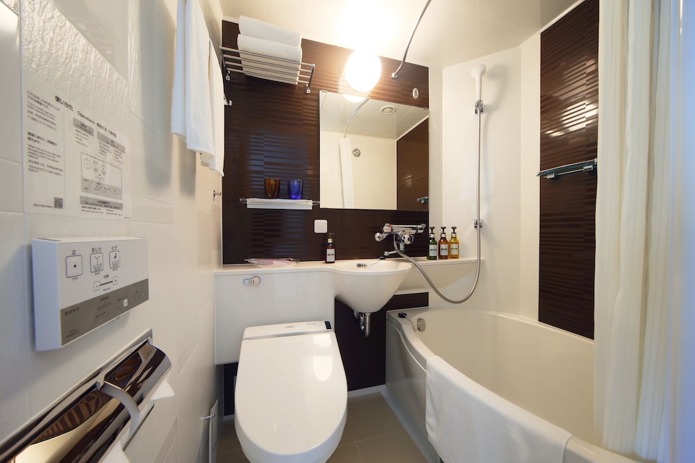 Adjoining Room *not connecting rooms(2 Twin/Hollywood Twin Rooms,4 people use only, Non Smoking) photo 2