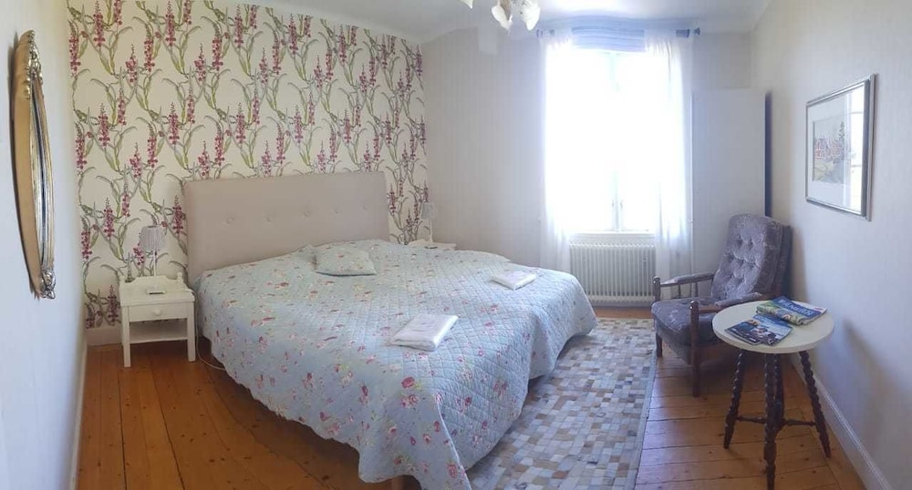 Double Room, Shared Bathroom, Lake View photo 3