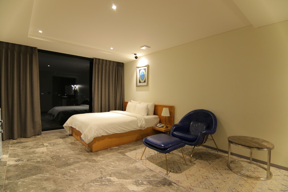 Standard Room - Photo 6