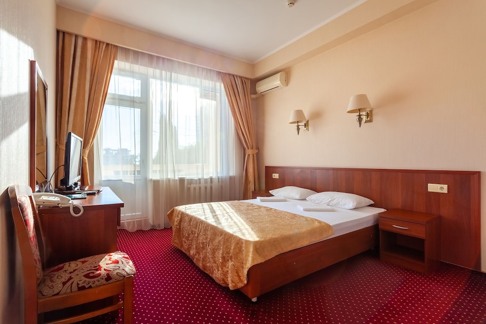 Room, 1 Bedroom, Balcony