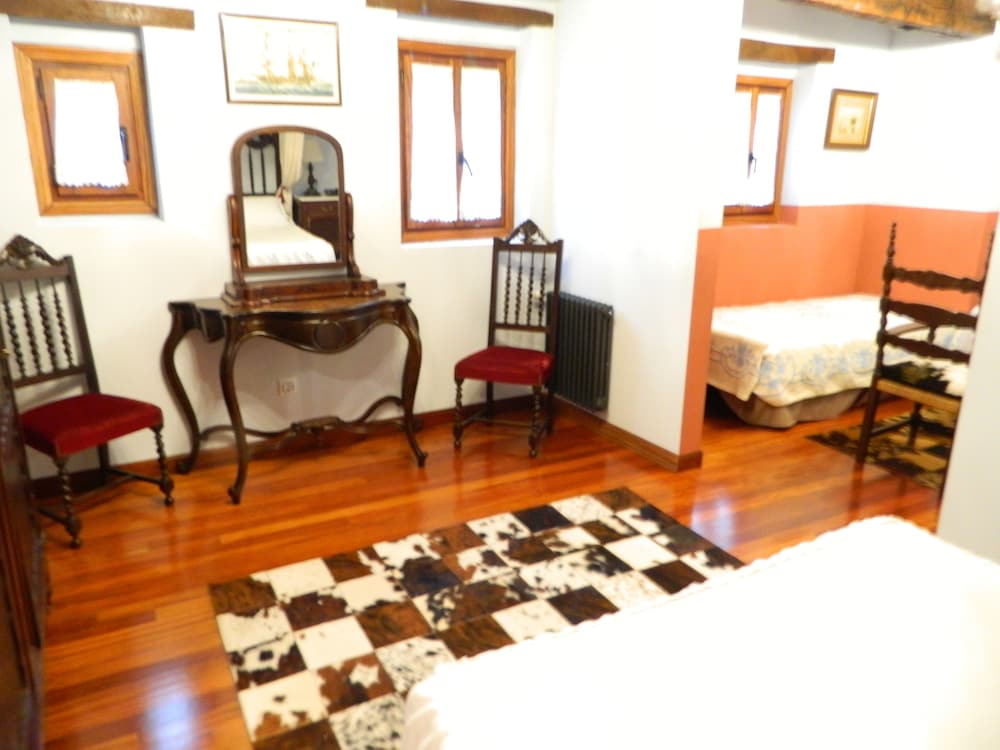 Family Suite photo 2