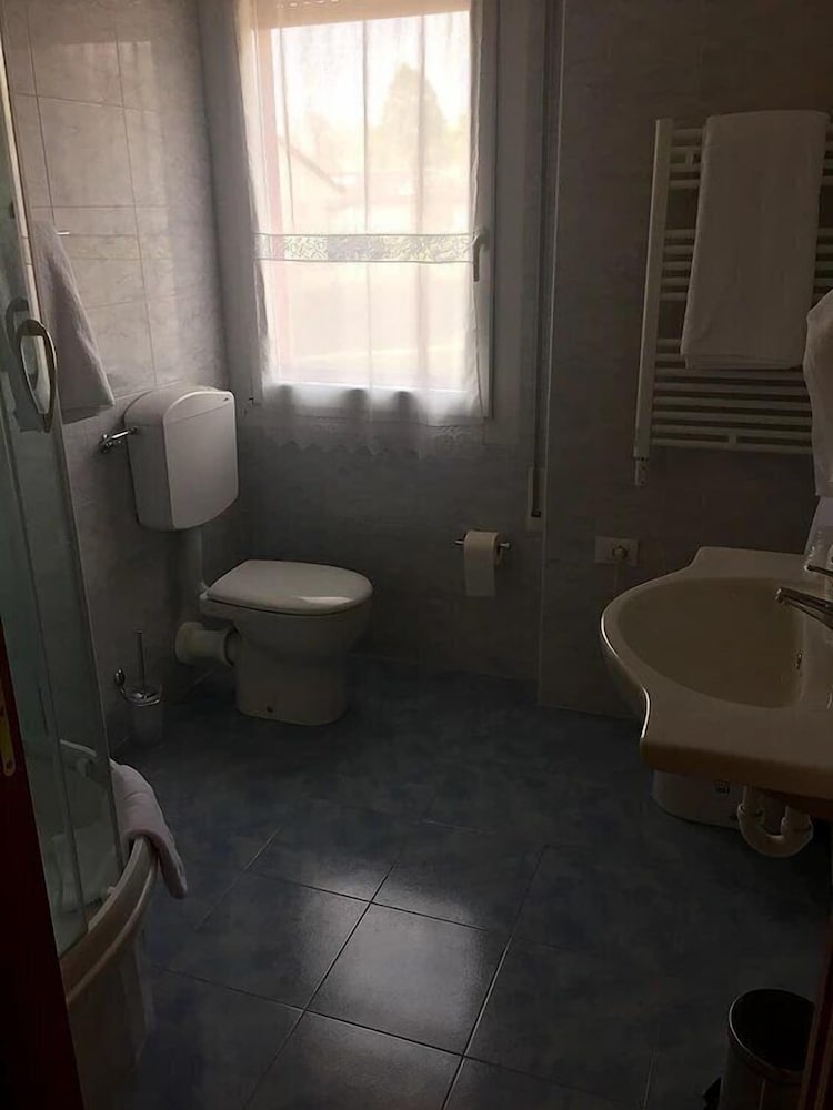Comfort Double Or Twin Room photo 3