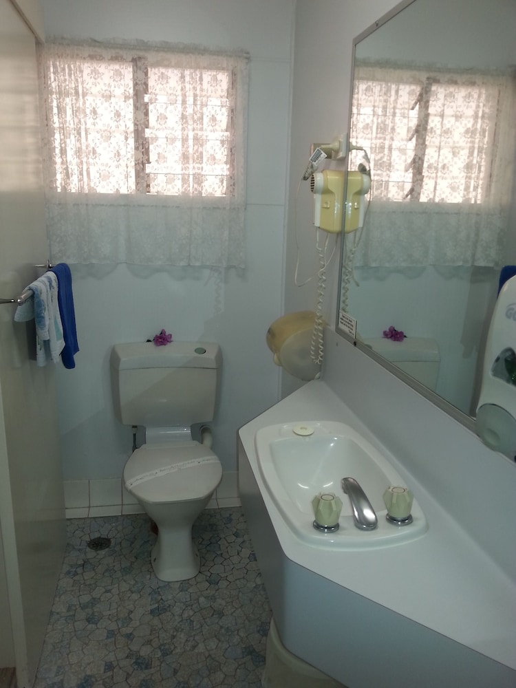 Motel Room, Non Smoking (2 people) photo 2