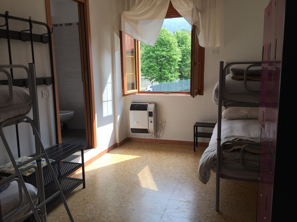 Shared Dormitory, Mixed Dorm, Shared Bathroom, Garden View photo 1