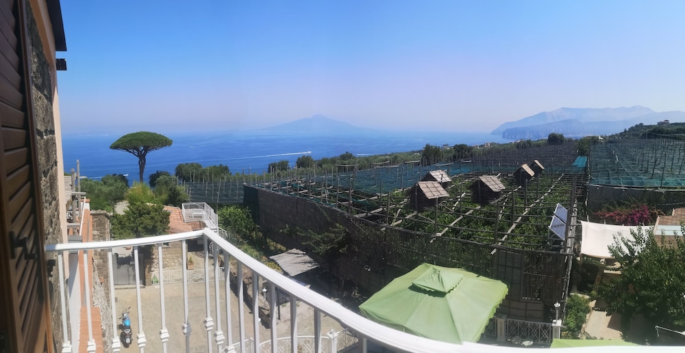 Double Room, Sea View (Sorrento) photo 3
