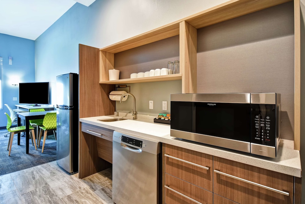 Studio, 1 King Bed, Accessible (Hearing)