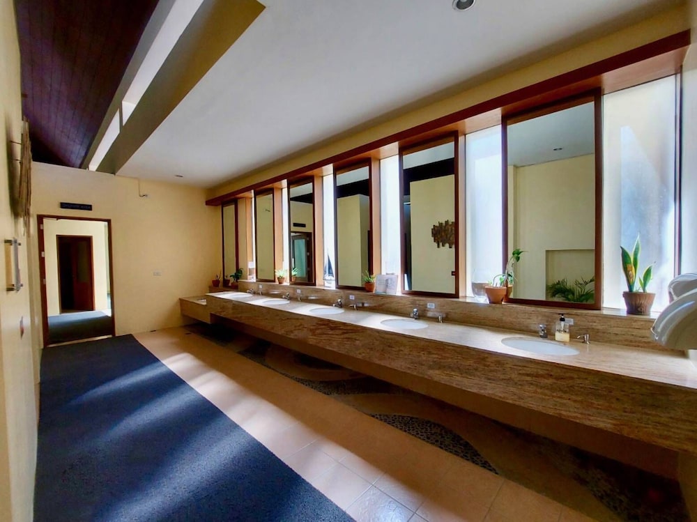 Room, 1 Queen Bed photo 2