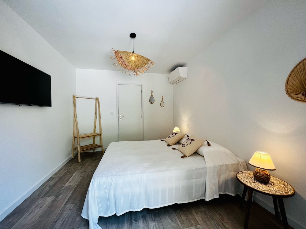 Classic Double Room, 1 Queen Bed photo 3