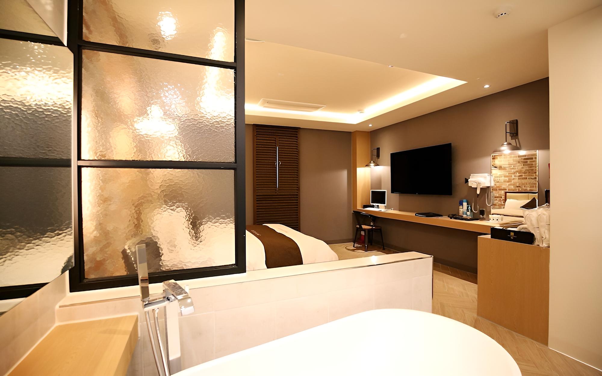 Room (Standard (vintage)) photo 3
