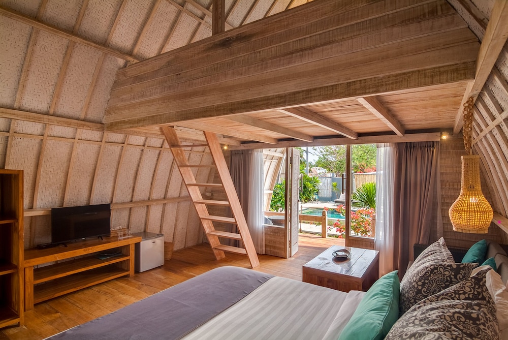 Deluxe Bungalow With Loft