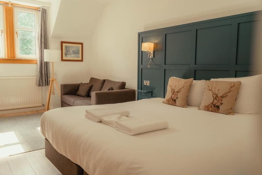 Annexe Superior King or Twin Room photo 3