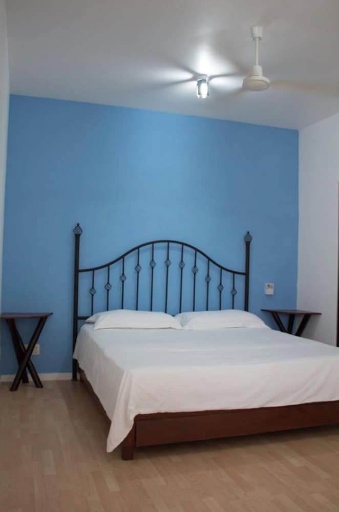 Superior Triple Room, Multiple Beds photo 2