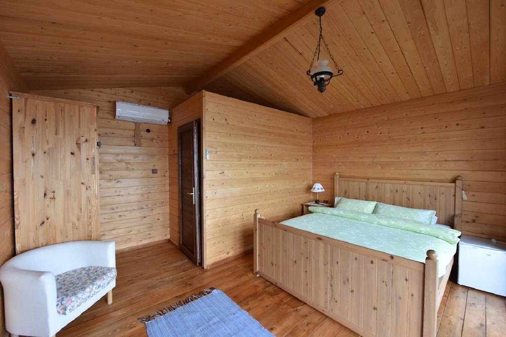Romantic Bungalow, 1 Bedroom, Sea View, Beachfront photo 1