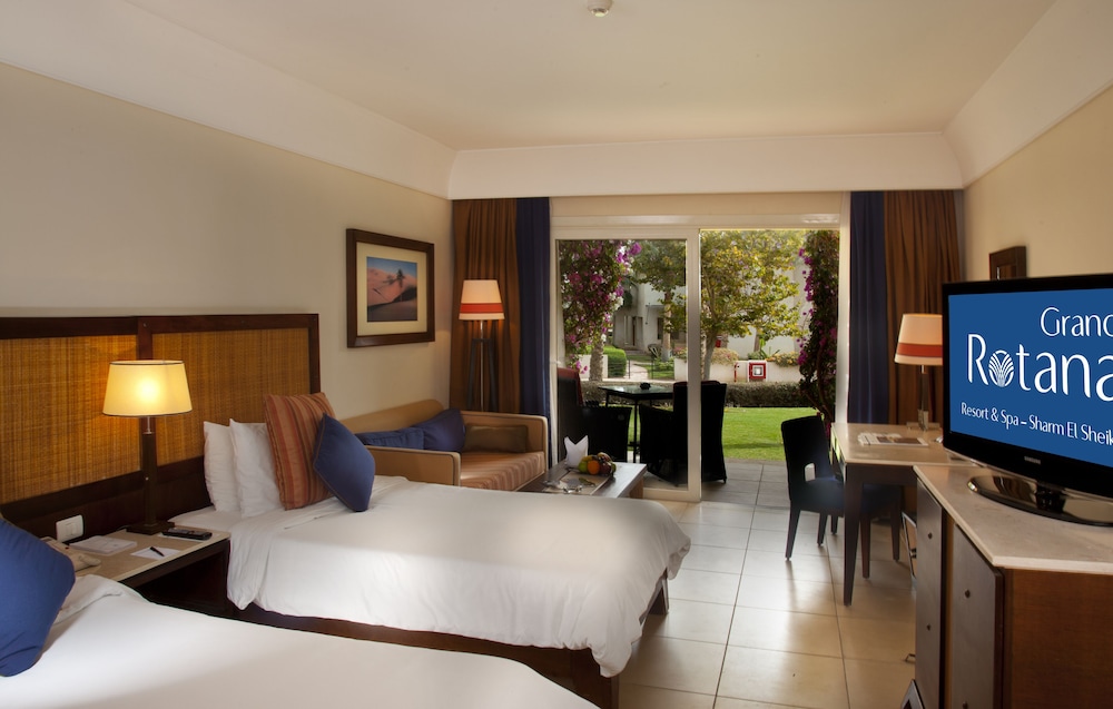 Room, 2 Twin Beds, Garden View - Photo 2
