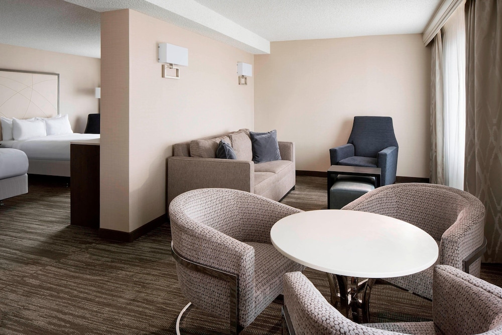Executive Suite, 2 Double Beds - Photo 7