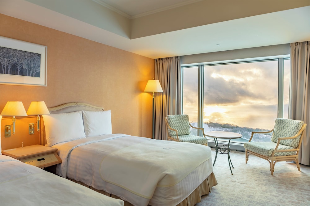 Premium Room - Photo 3