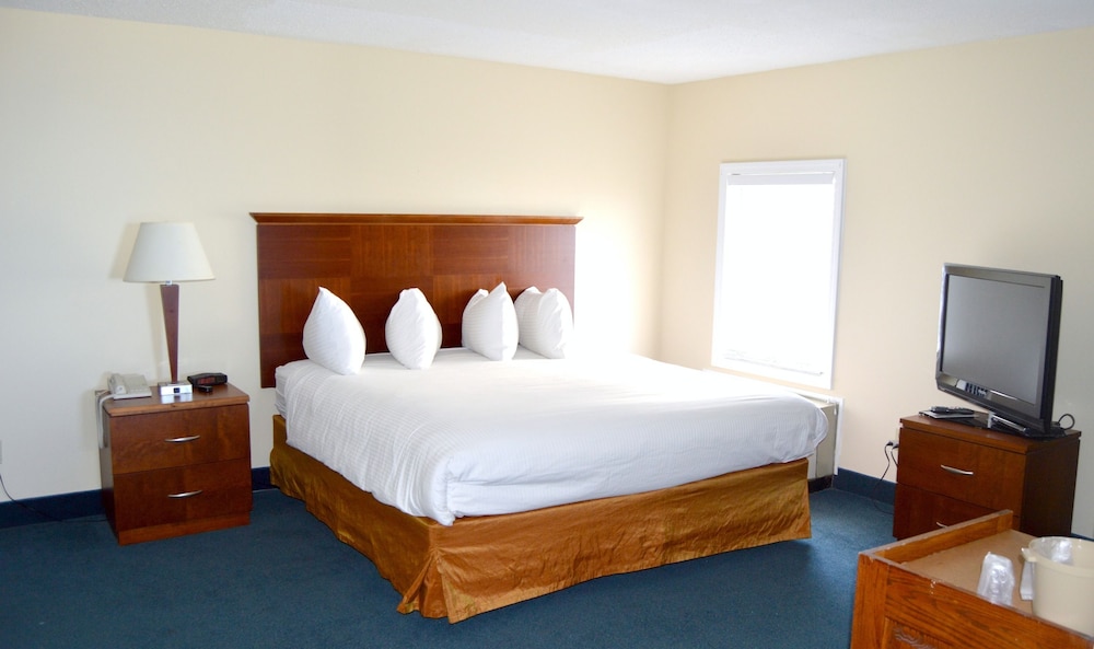 Deluxe Suite, 1 Bedroom, Balcony, Ocean View photo 1