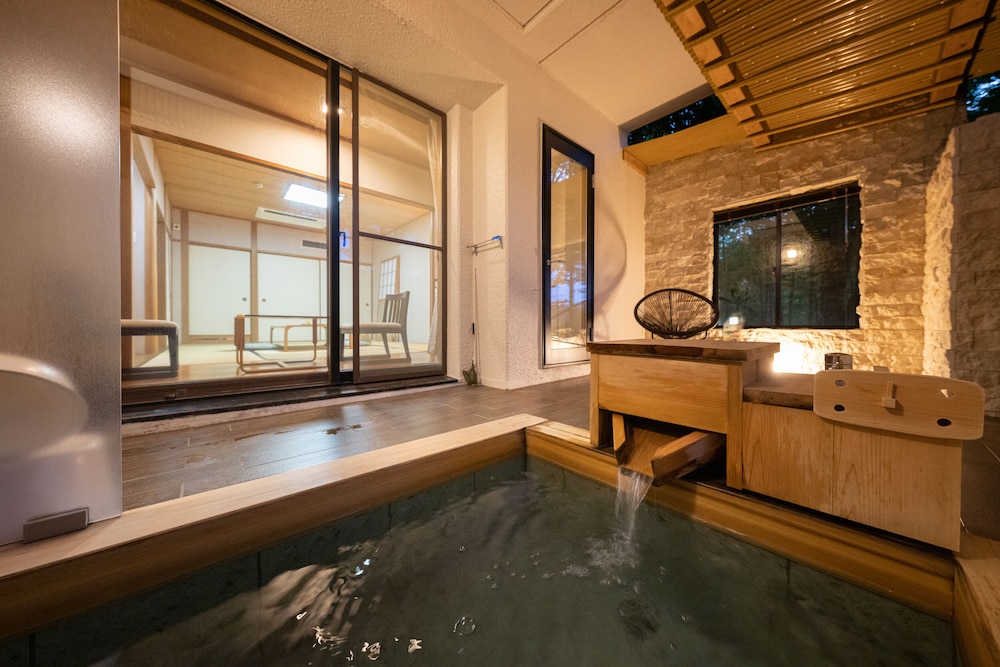 Japnaese Style Room Deluxe with Open Air Bath, Annex photo 2