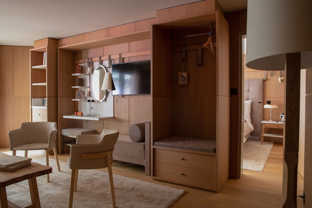 Family Suite - Photo 11
