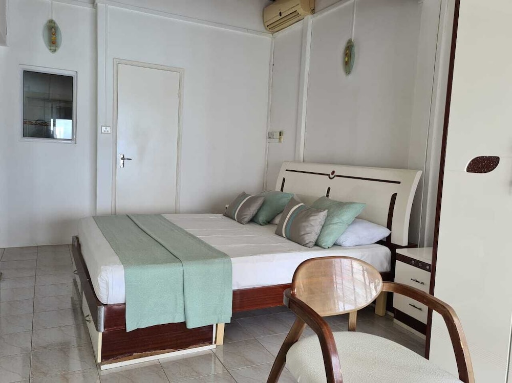 Standard Single Room, Ocean View, Beachfront photo 1