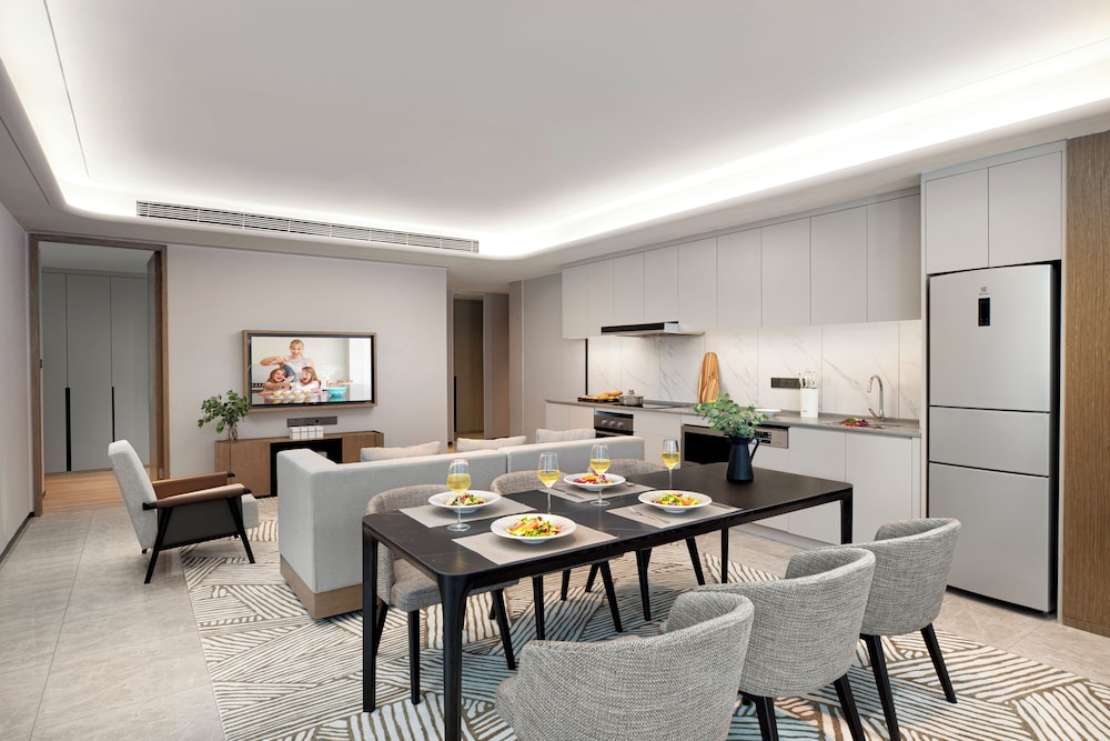 Executive Apartment, 2 Bedrooms - Photo 2