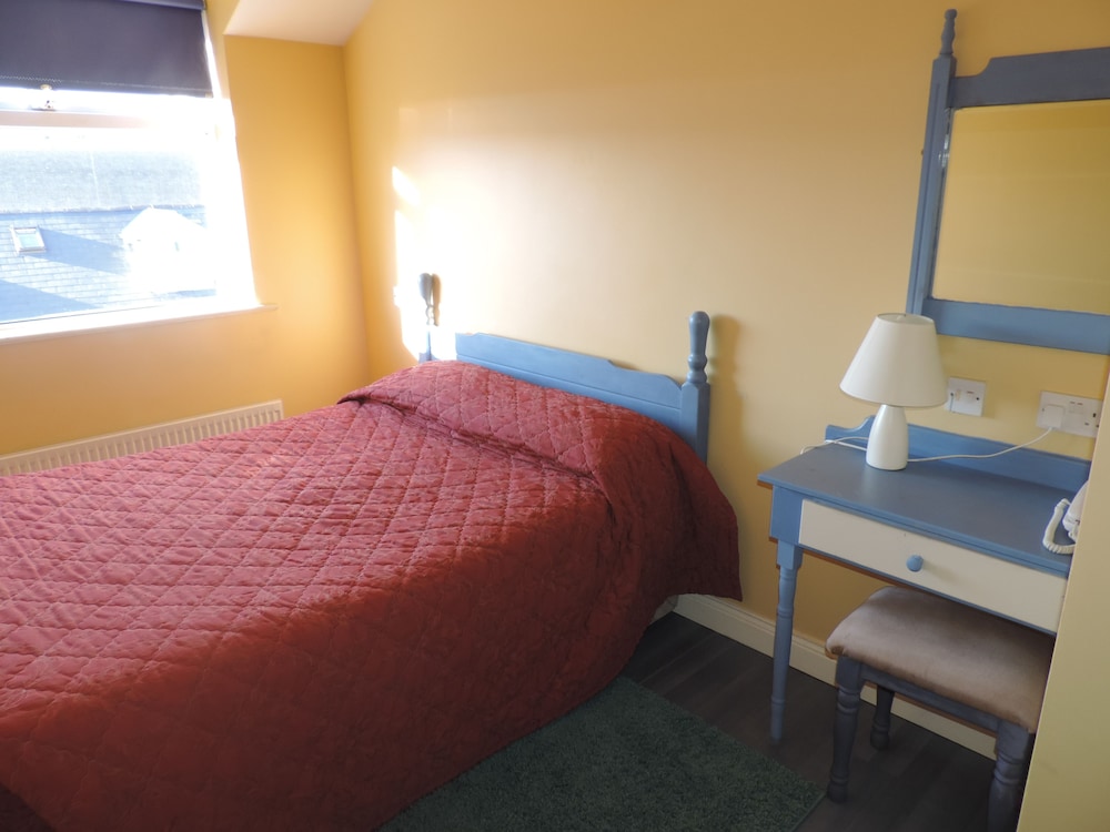 Single Room (Breakfast included) photo 2