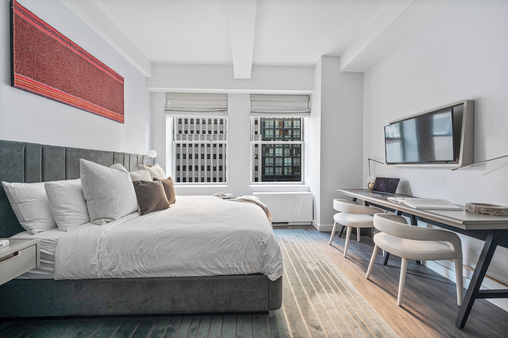 Classic Studio, 1 King Bed, Kitchenette