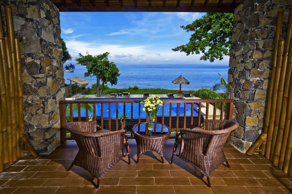 Deluxe Room, Sea View, Beachside photo 2