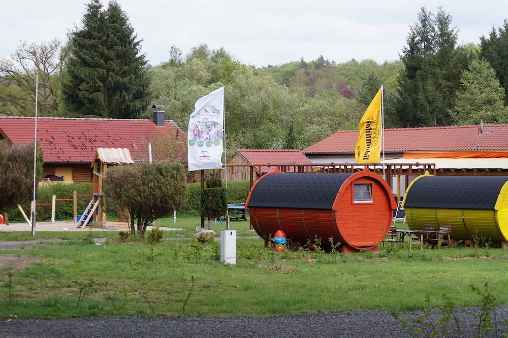 Mobile Home photo 3