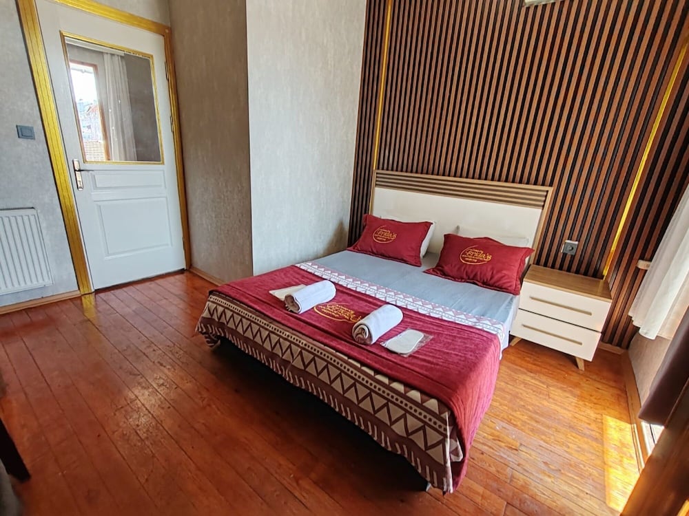 Standard Room, City View photo 1