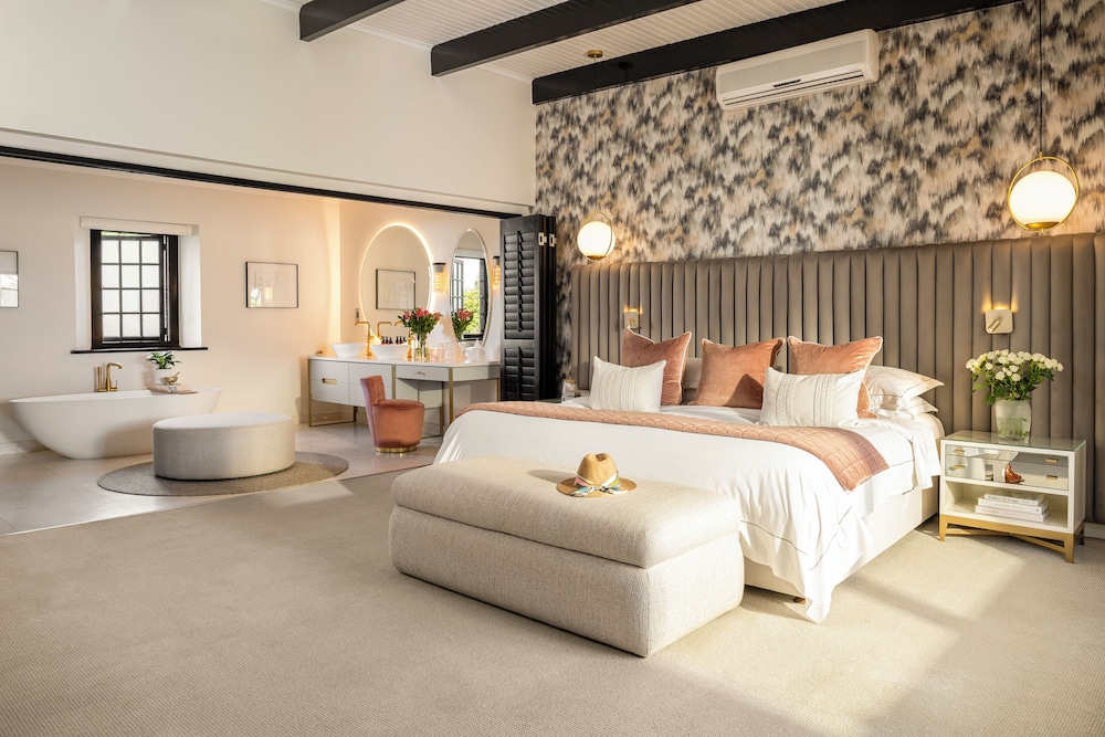 Premier Room, 1 Bedroom, Non Smoking, Patio photo 3