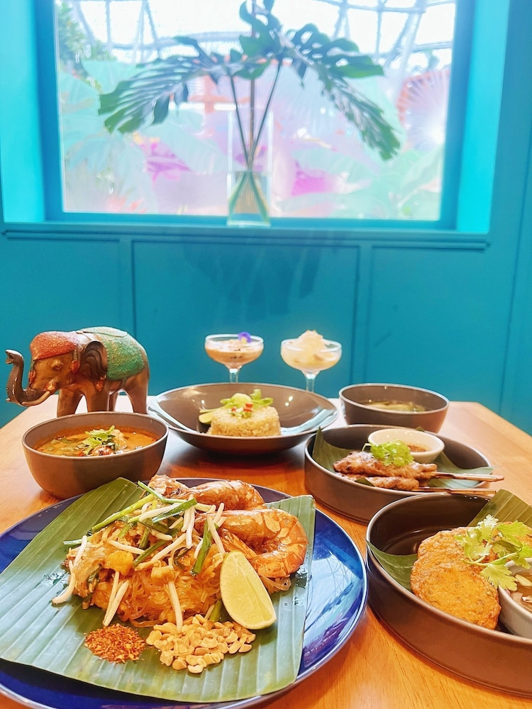 3D2N Unwind and Dine - Deluxe Room with $100 F&B Credit photo 3