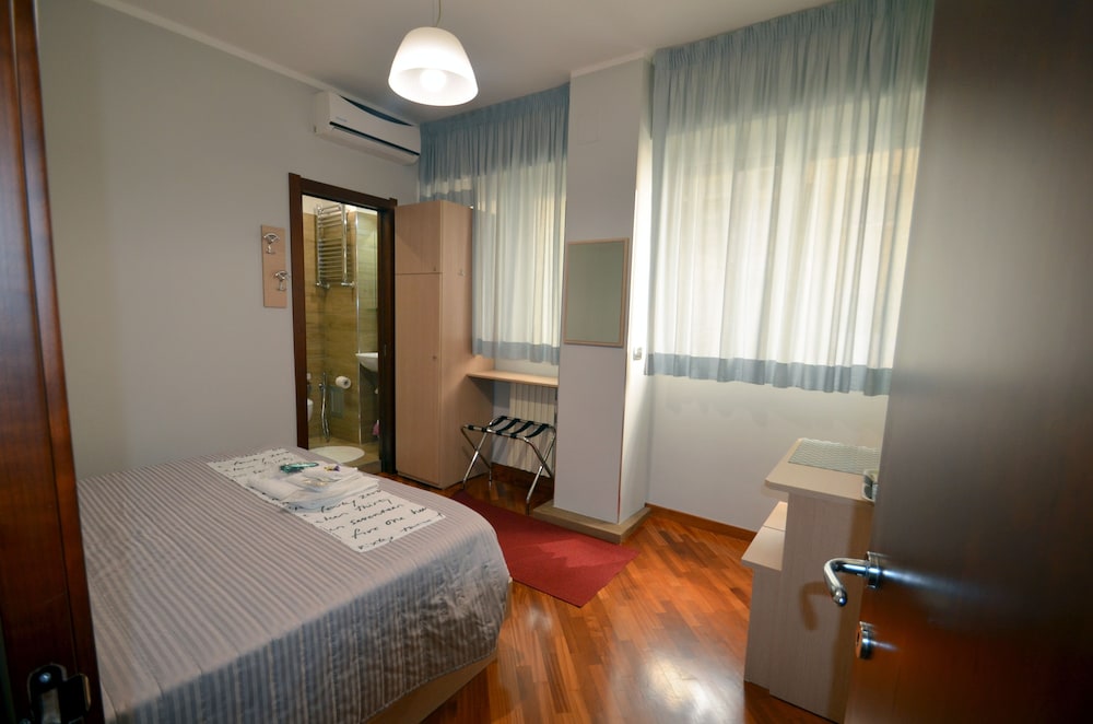 Comfort Double or Twin Room photo 1