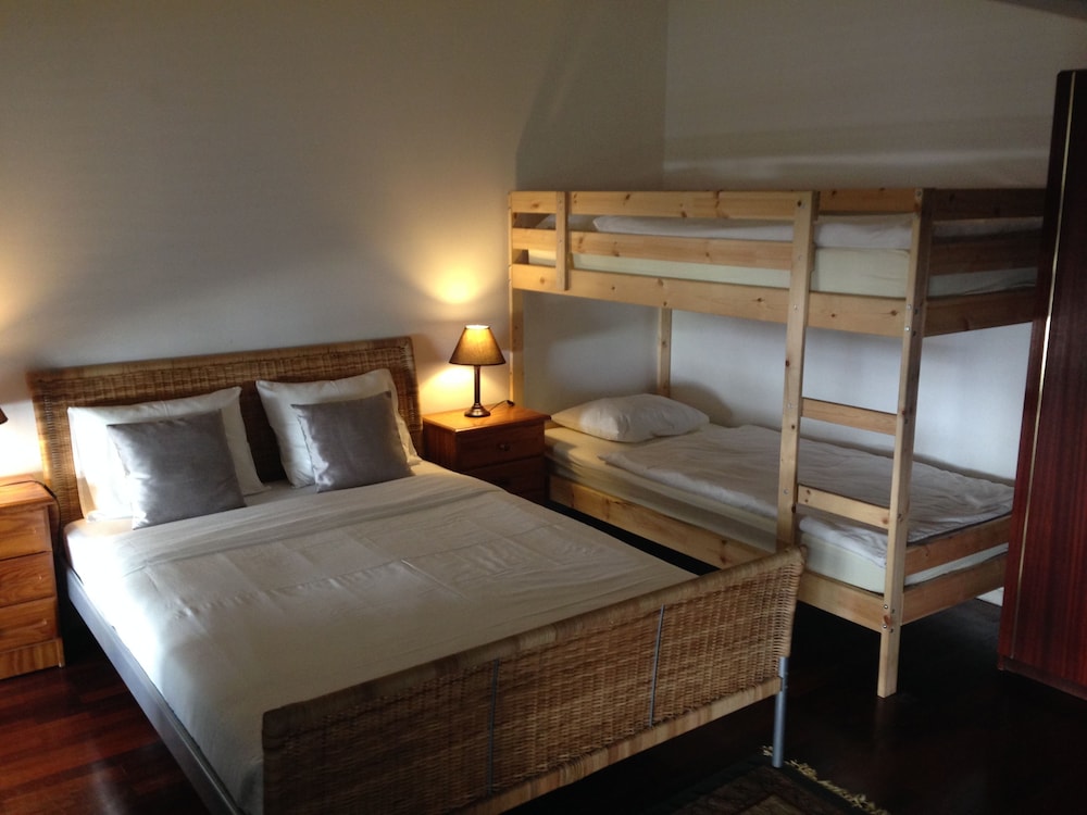 Quarto Quádruplo, Varanda, Vista da Cidade (2)