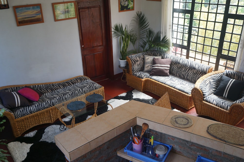 Family Apartment, Mountain View