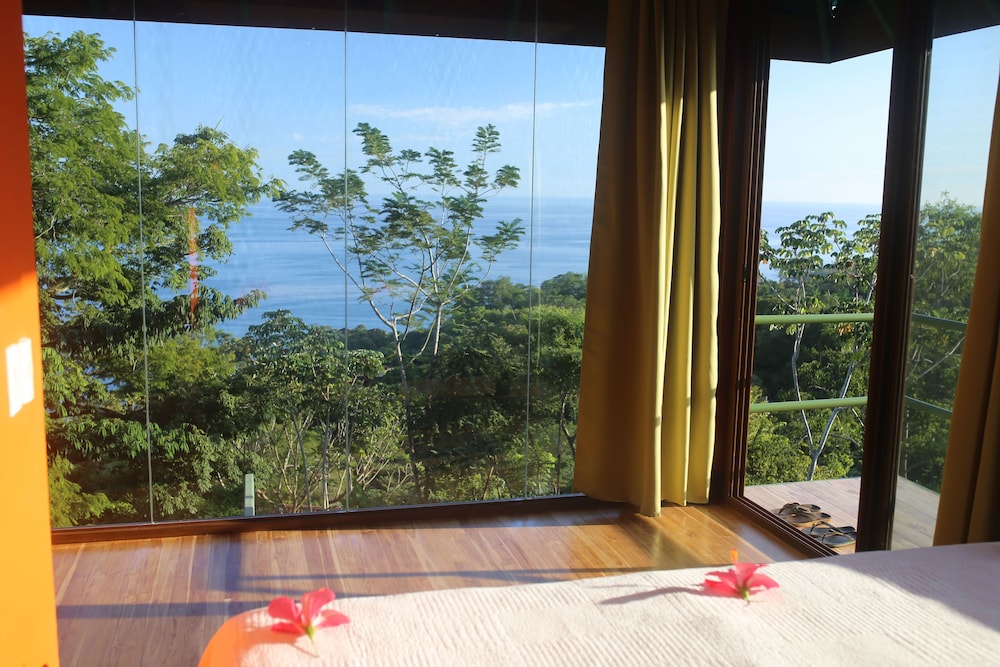 Panoramic Tree House, Ocean View (Garuda Treehouse) photo 2
