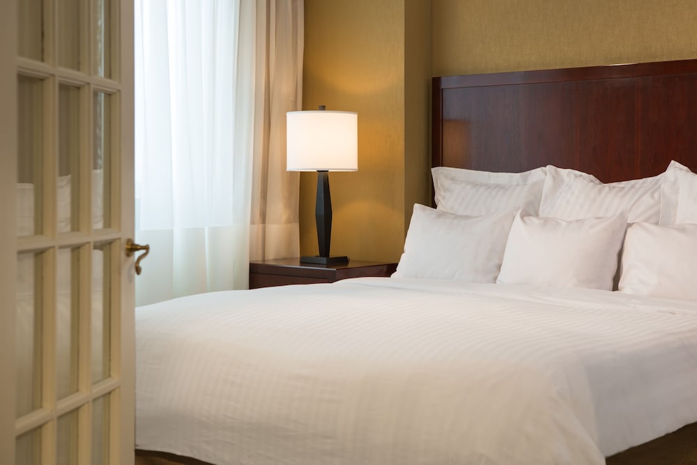 Executive Suite, 1 Bedroom photo 2