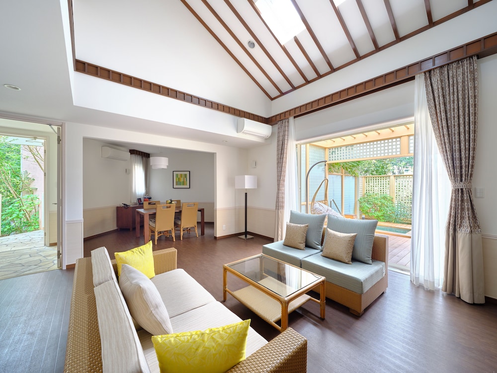 Suite, Non Smoking (Aquaterrace,With daybed, open-airbath) photo 2
