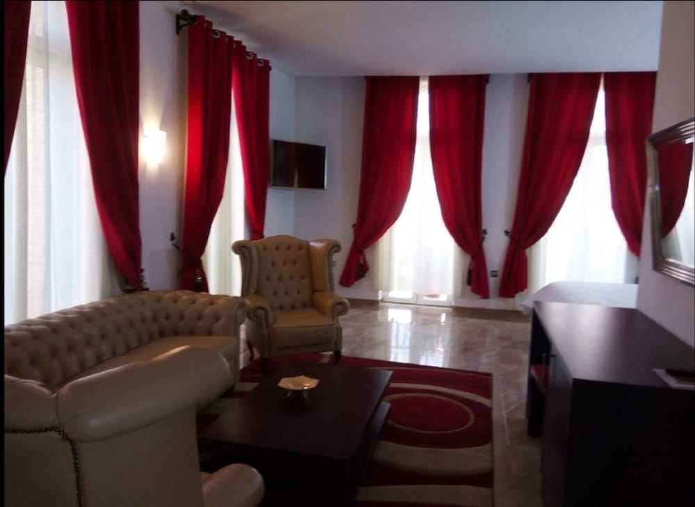 Executive Suite photo 3