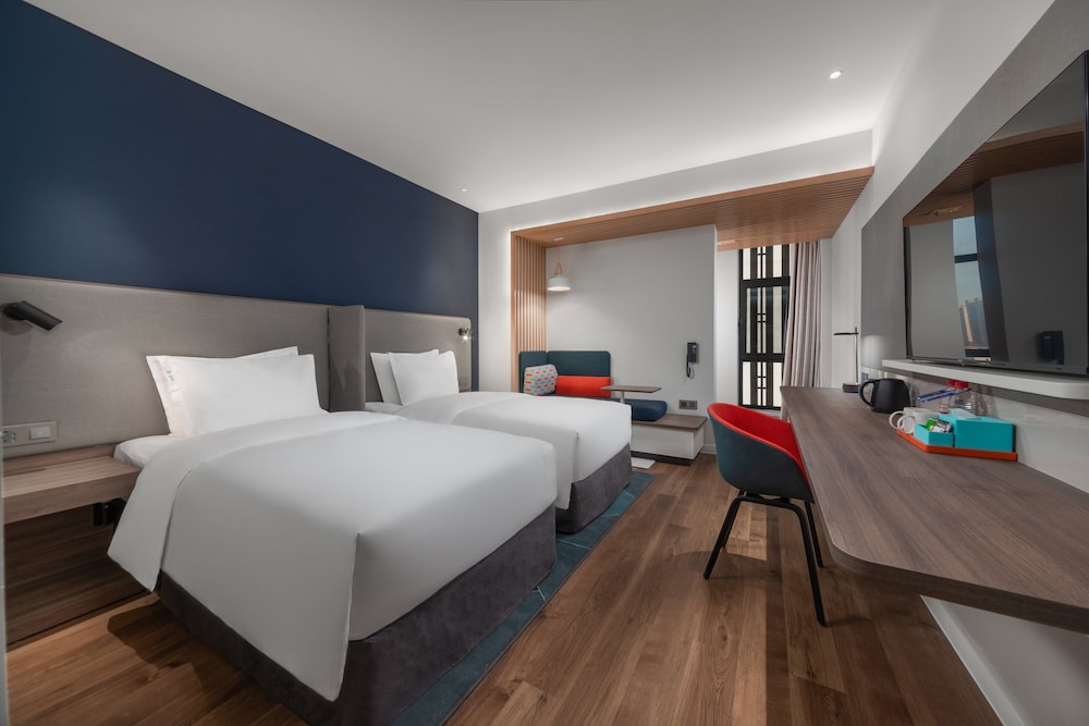 Standard Room, 2 Twin Beds - Photo 4