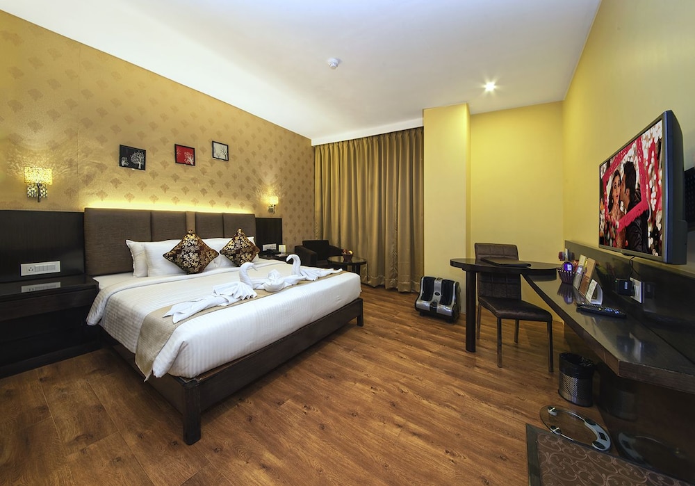 Fern club Suite photo 3