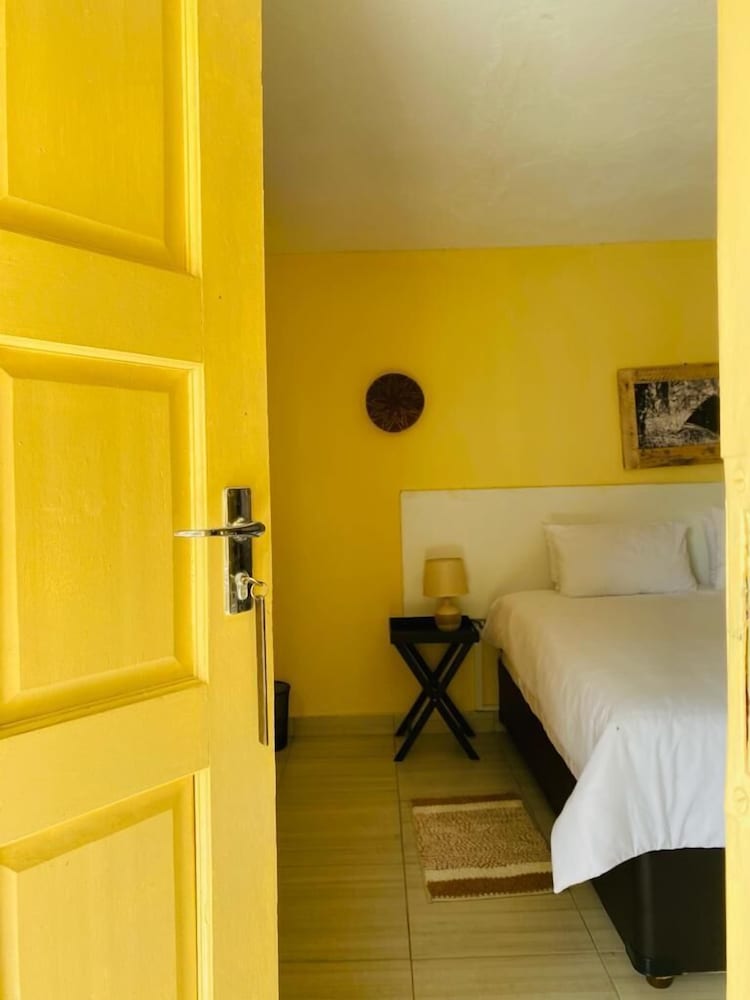 Basic Double Room, Pool View