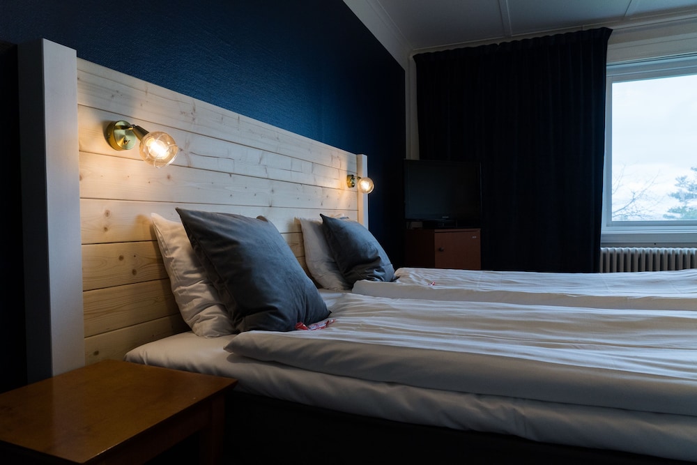 Family Room, 1 Double Bed with Sofa bed, Lake View, Annex Building
